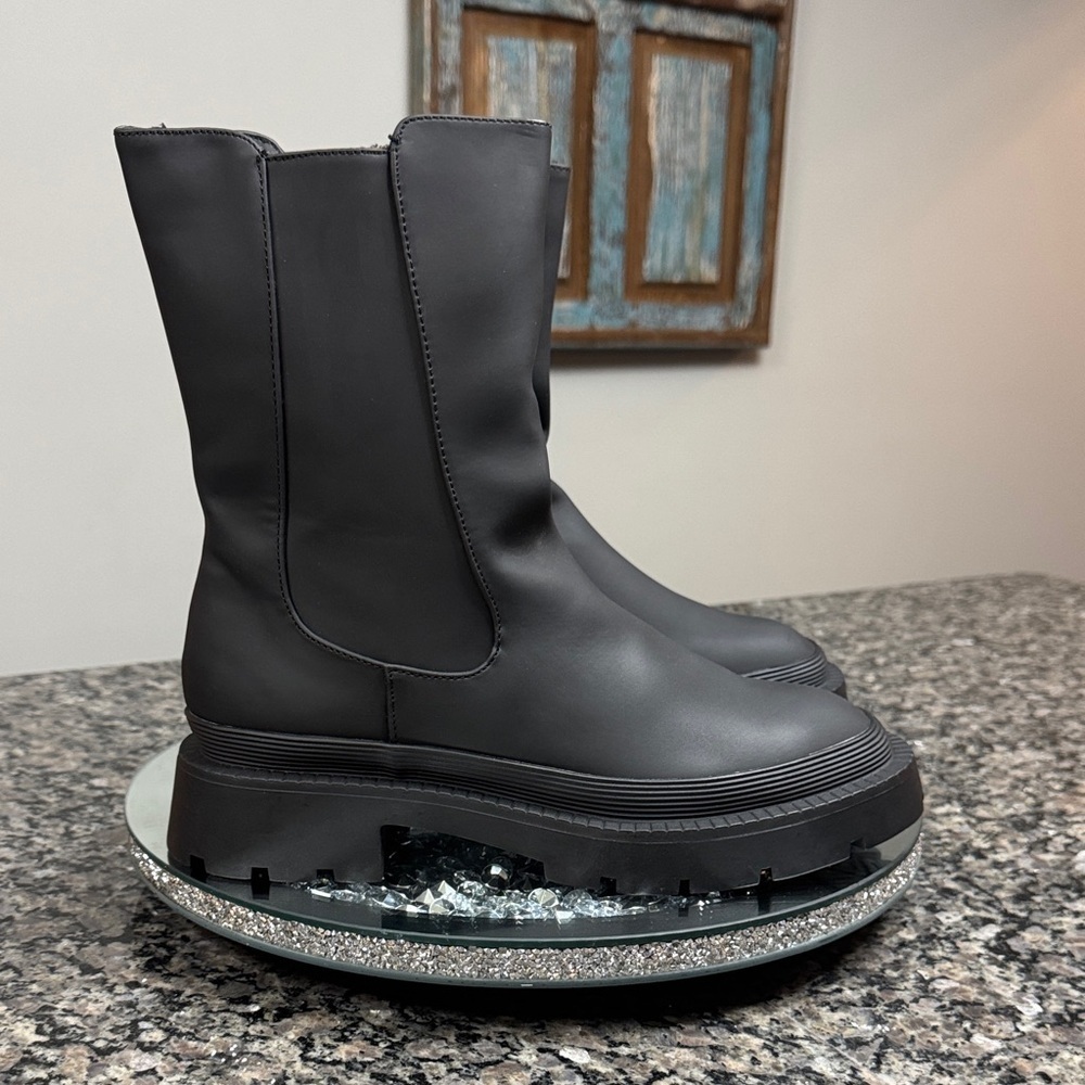 Bar III Black chunky Heeled Boots NWOT 9